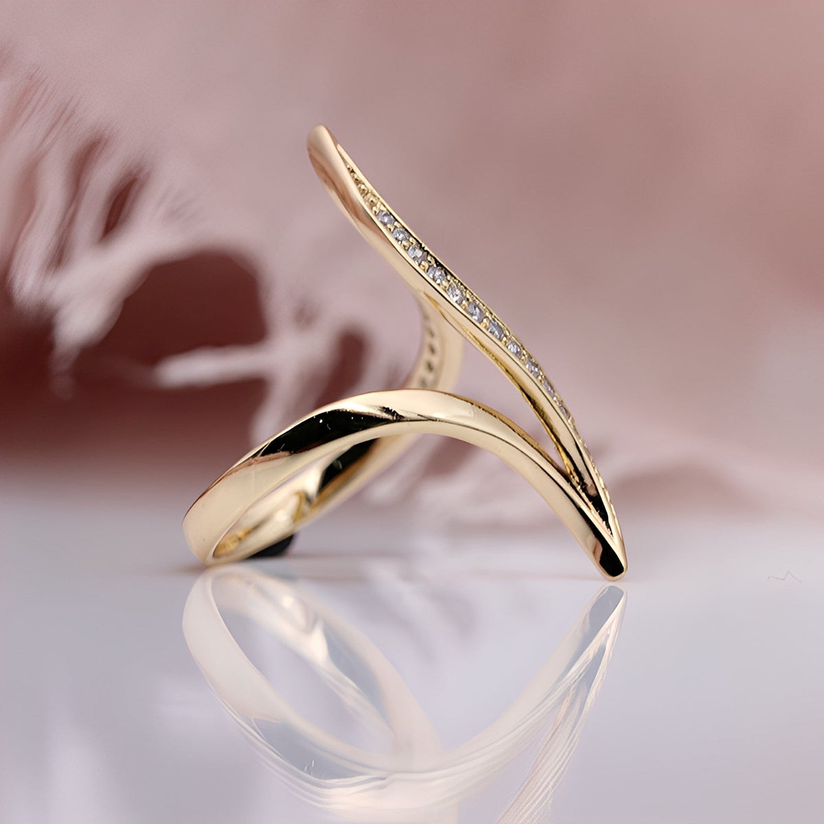 Brianna – Ring of Gold with Diamonds