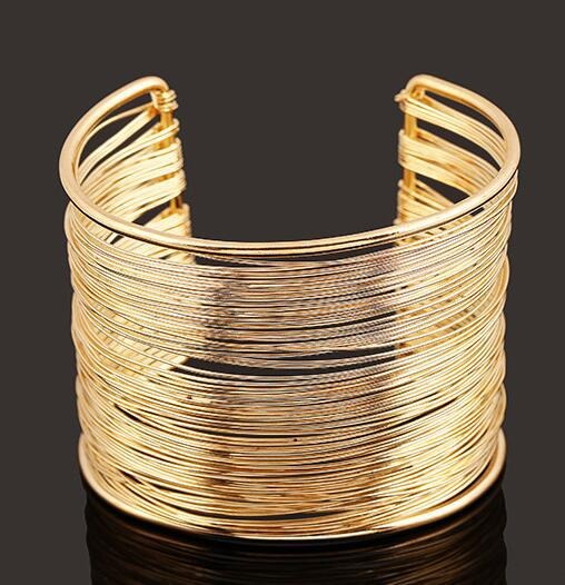 Mira – Chic Bracelet in Antique Gold