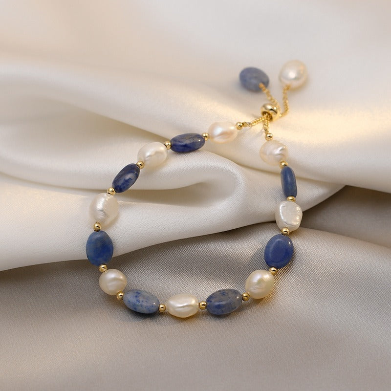 Kira – Elegant Bracelet of Ocean Pearls