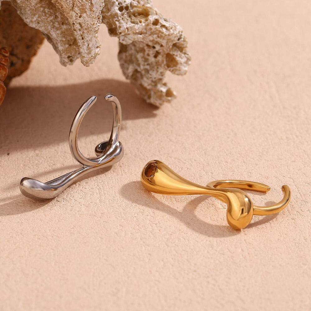 Holly – Open Ring with Unique Water Drop Shapes