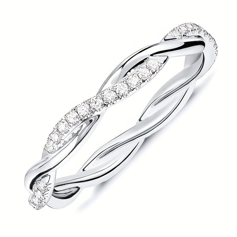 Livia – Cross Ring in Fashion Chic