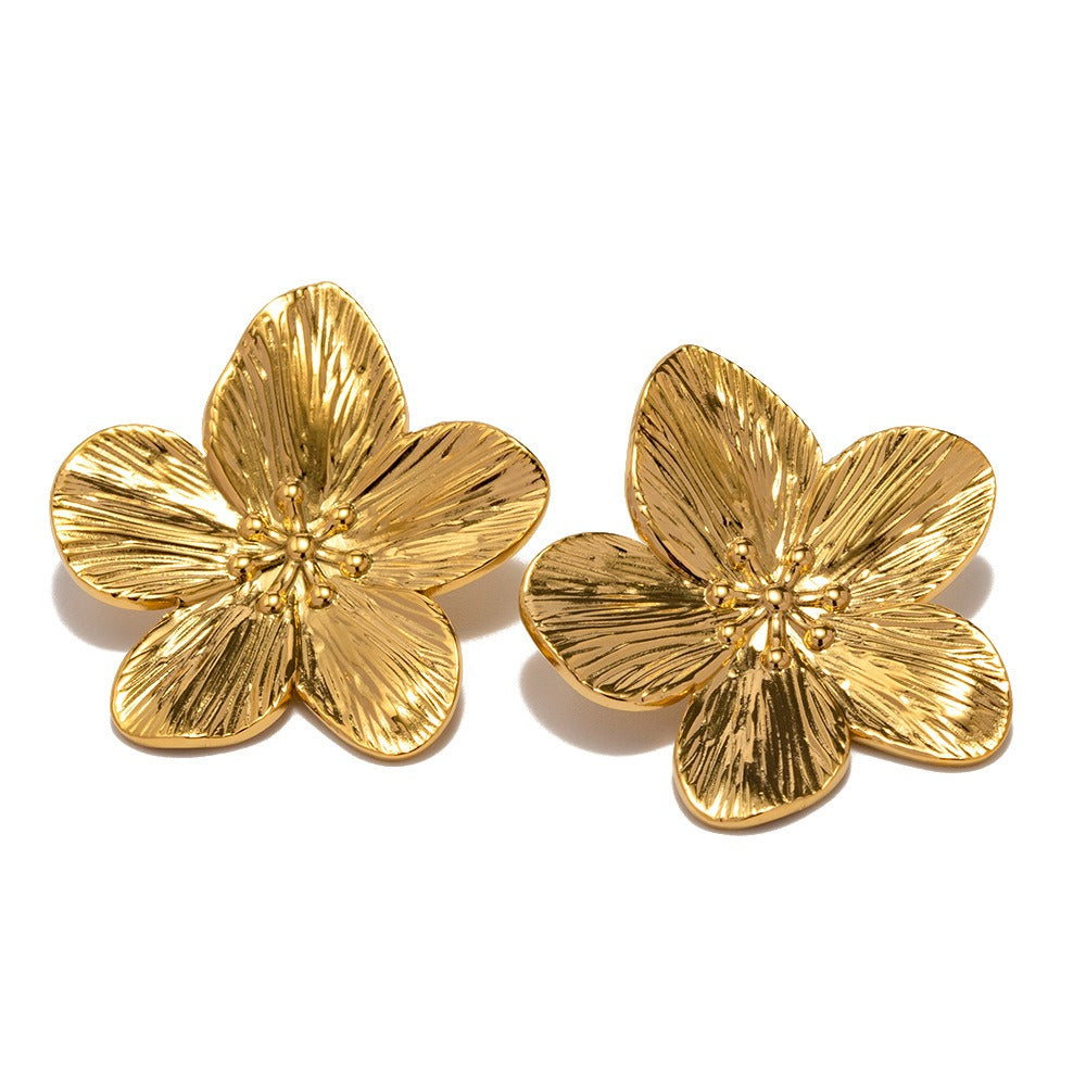 Rianne – Earrings flower blooming gold