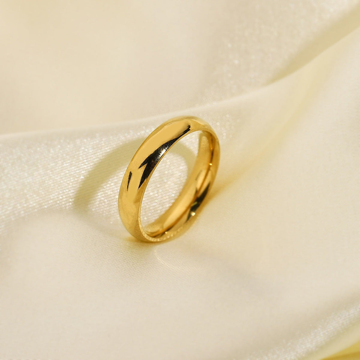 Eloane – Ring Crafted from Gold-Plated Stainless Steel