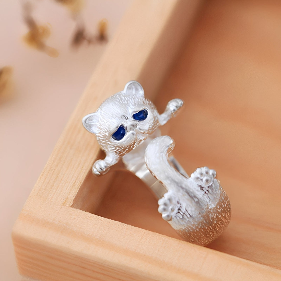 Louna – Stylish Cat Ring crafted from 925 Silver