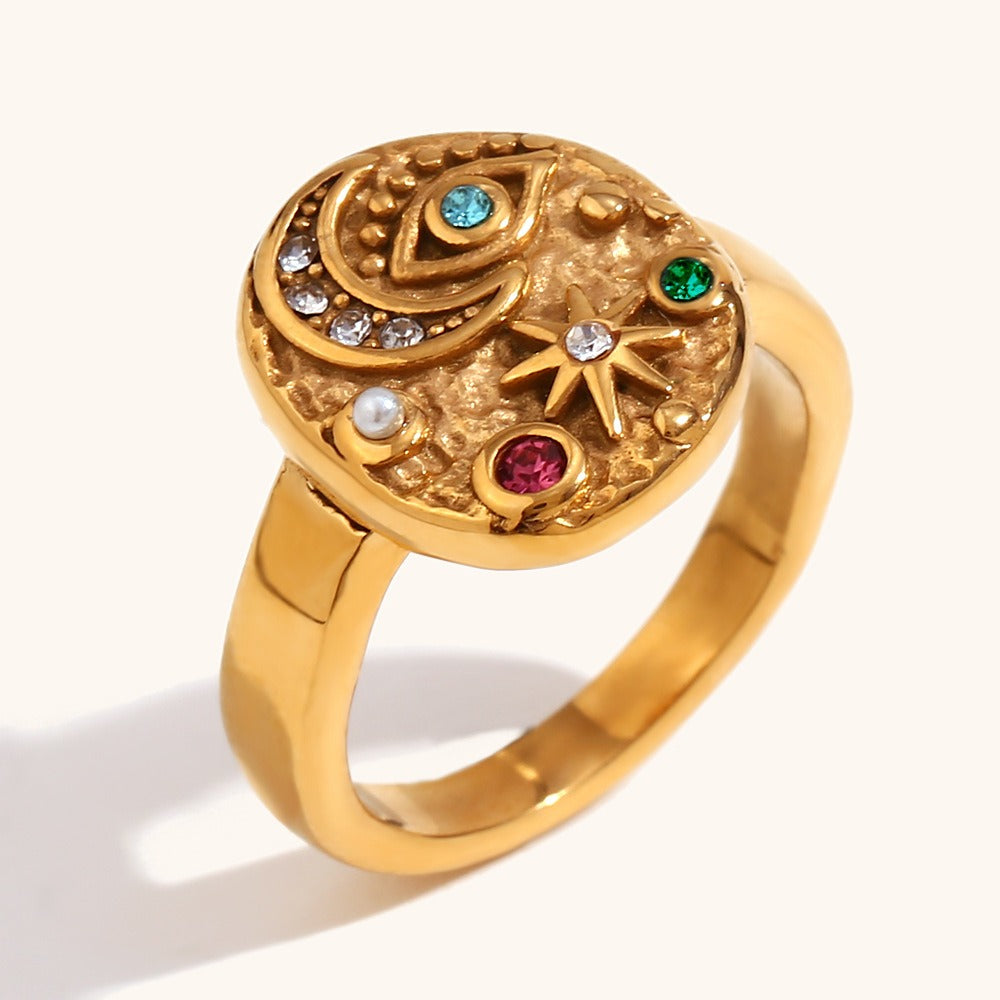 Solenya – Ring Featuring Crystal Gold Sun-Moon Design