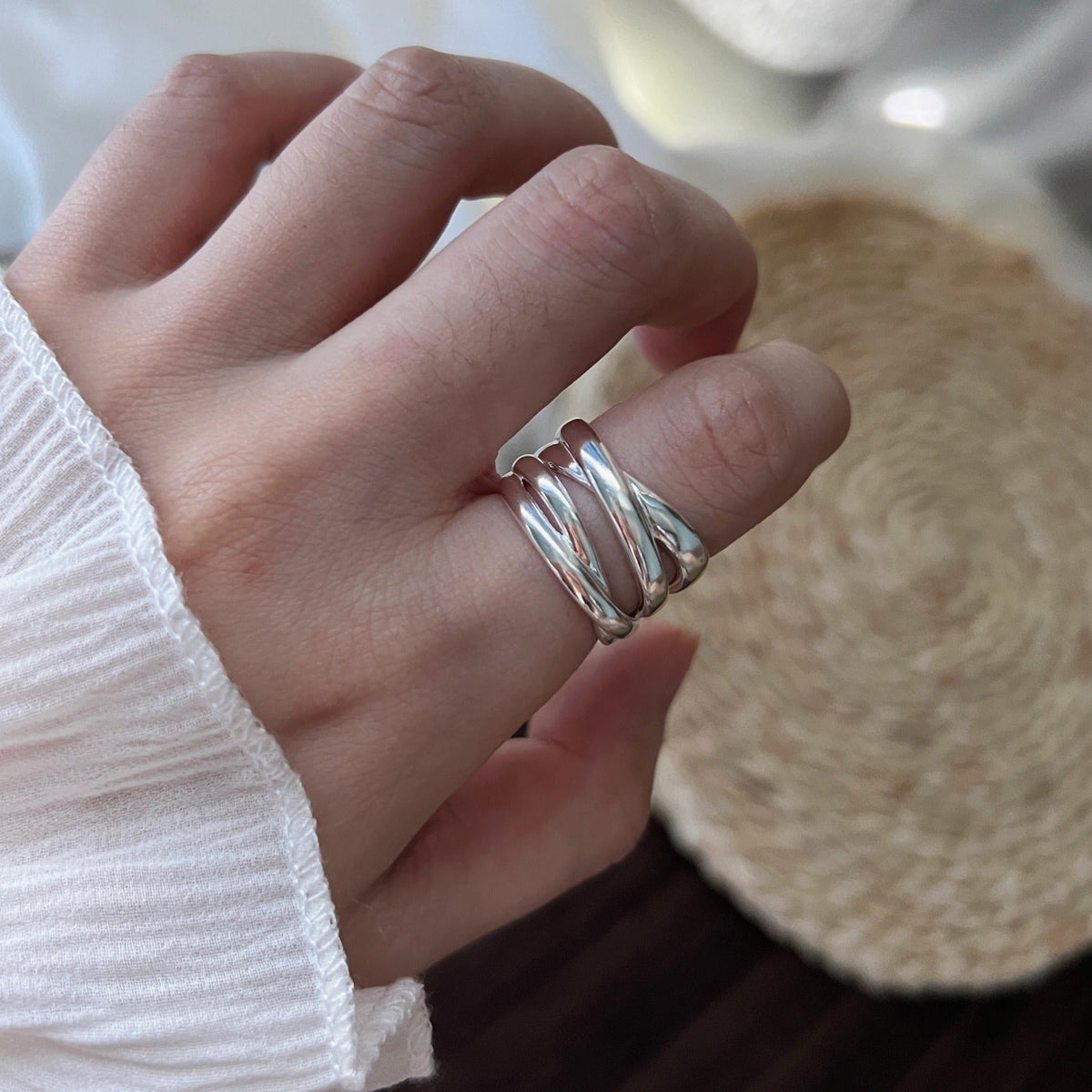 Riley – Geometric Ring for Romantic Love