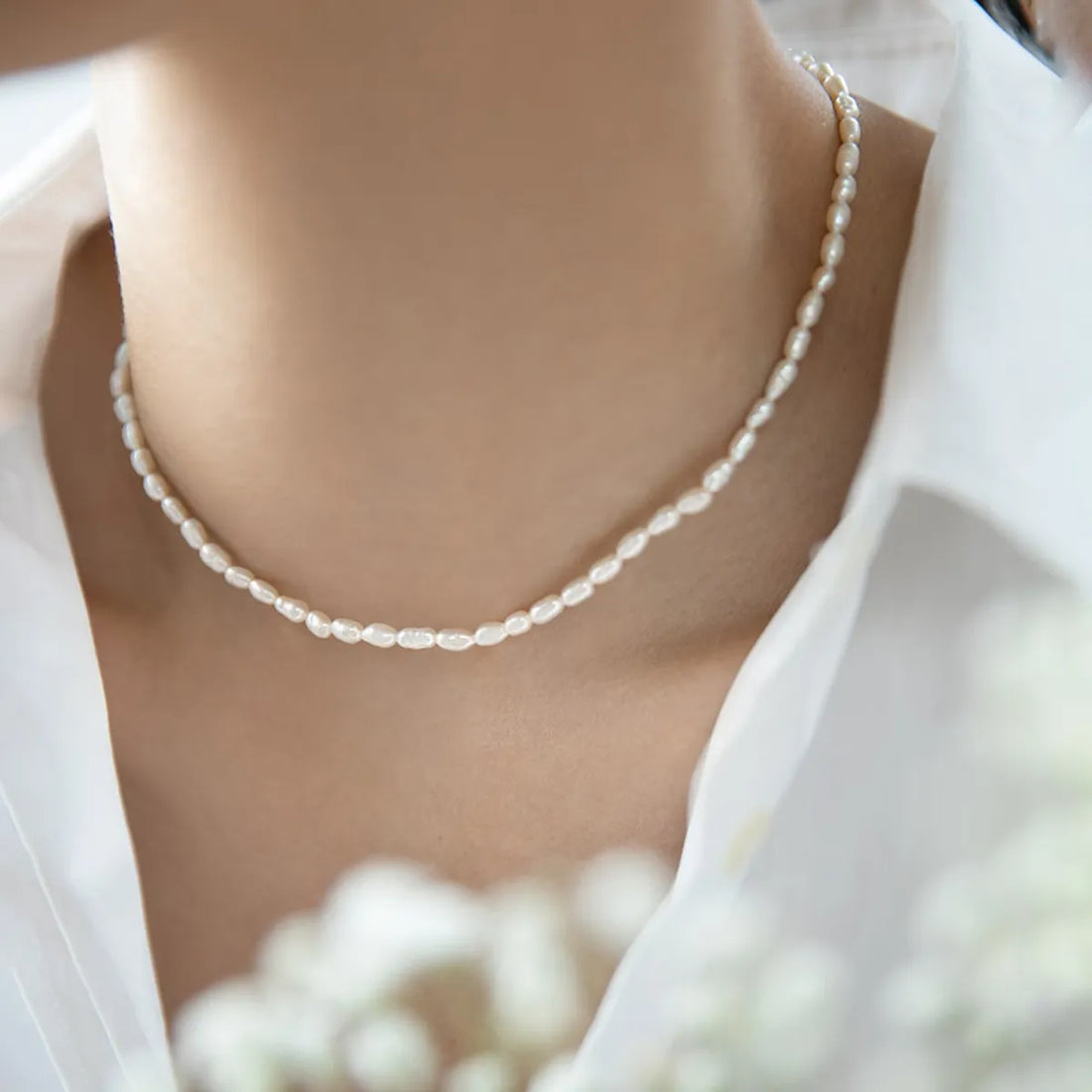 Olivia – Elegant Pearl Necklace