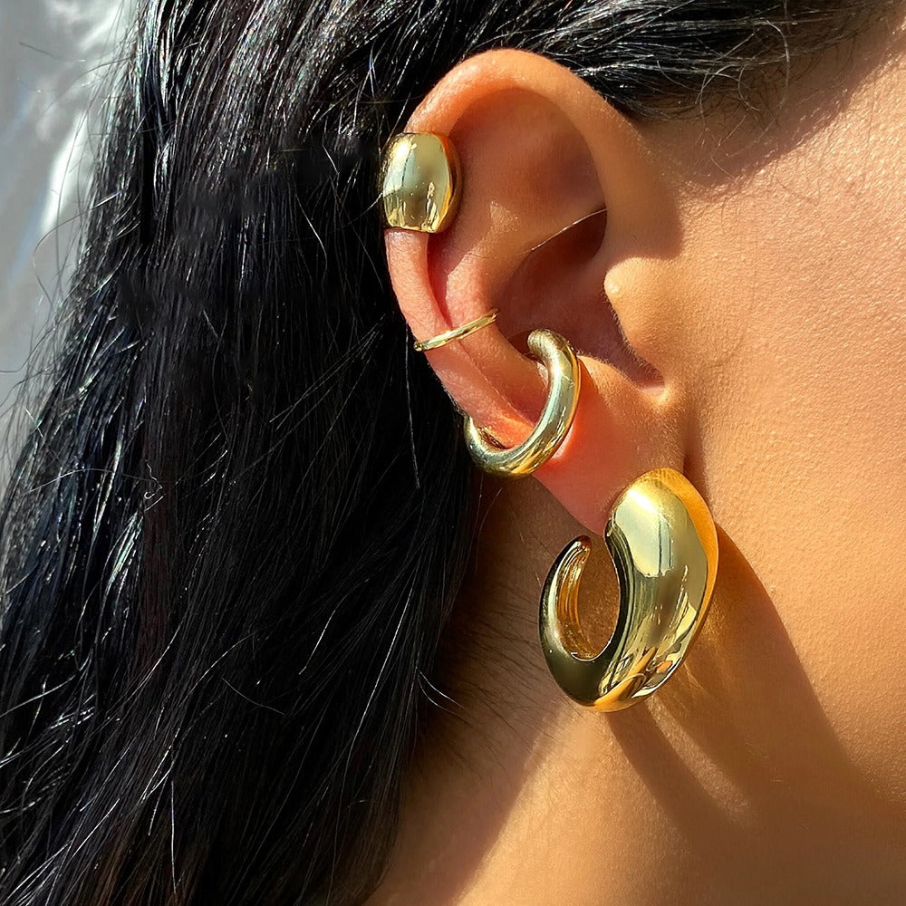 Isla – Large Gold Ear Cuff