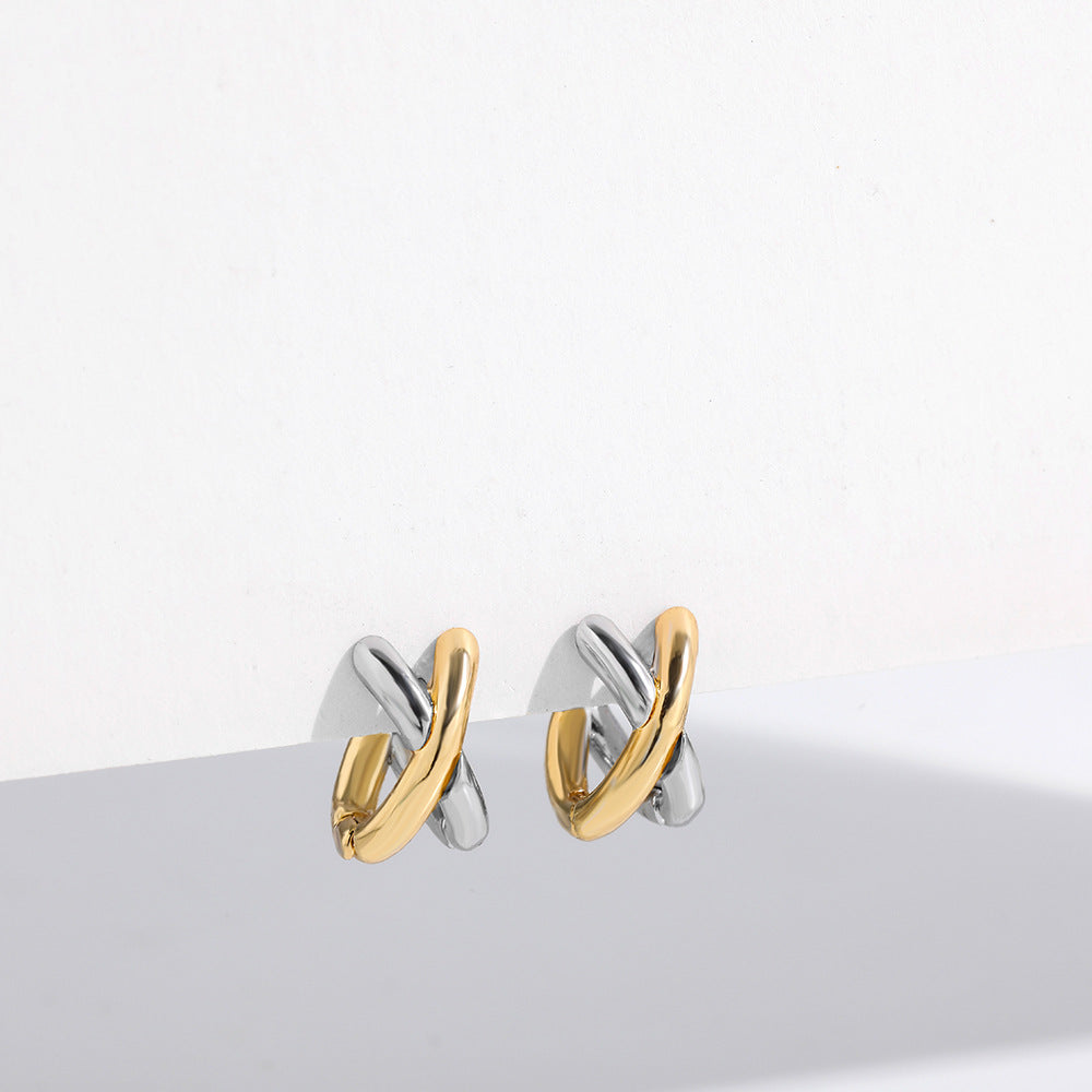 Nikka – Chic Twisted Hoops