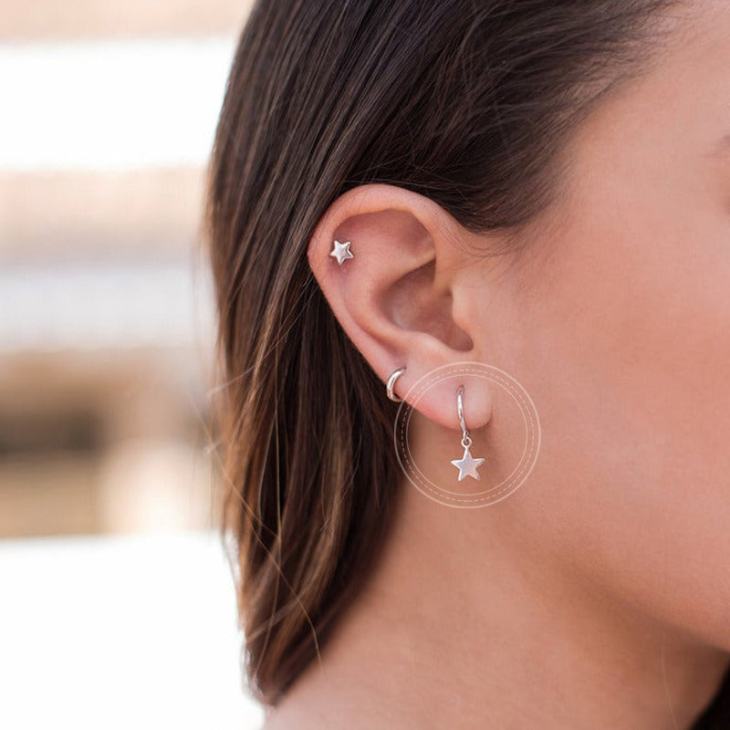 Adria – Trendy and Modern Star Earrings