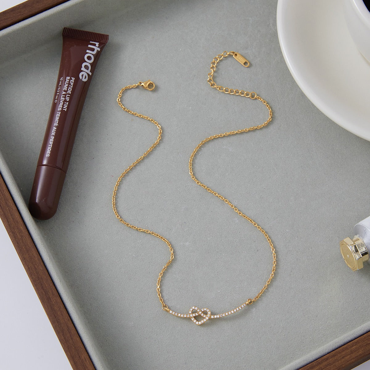 Valeria – Radiant Heart Necklace