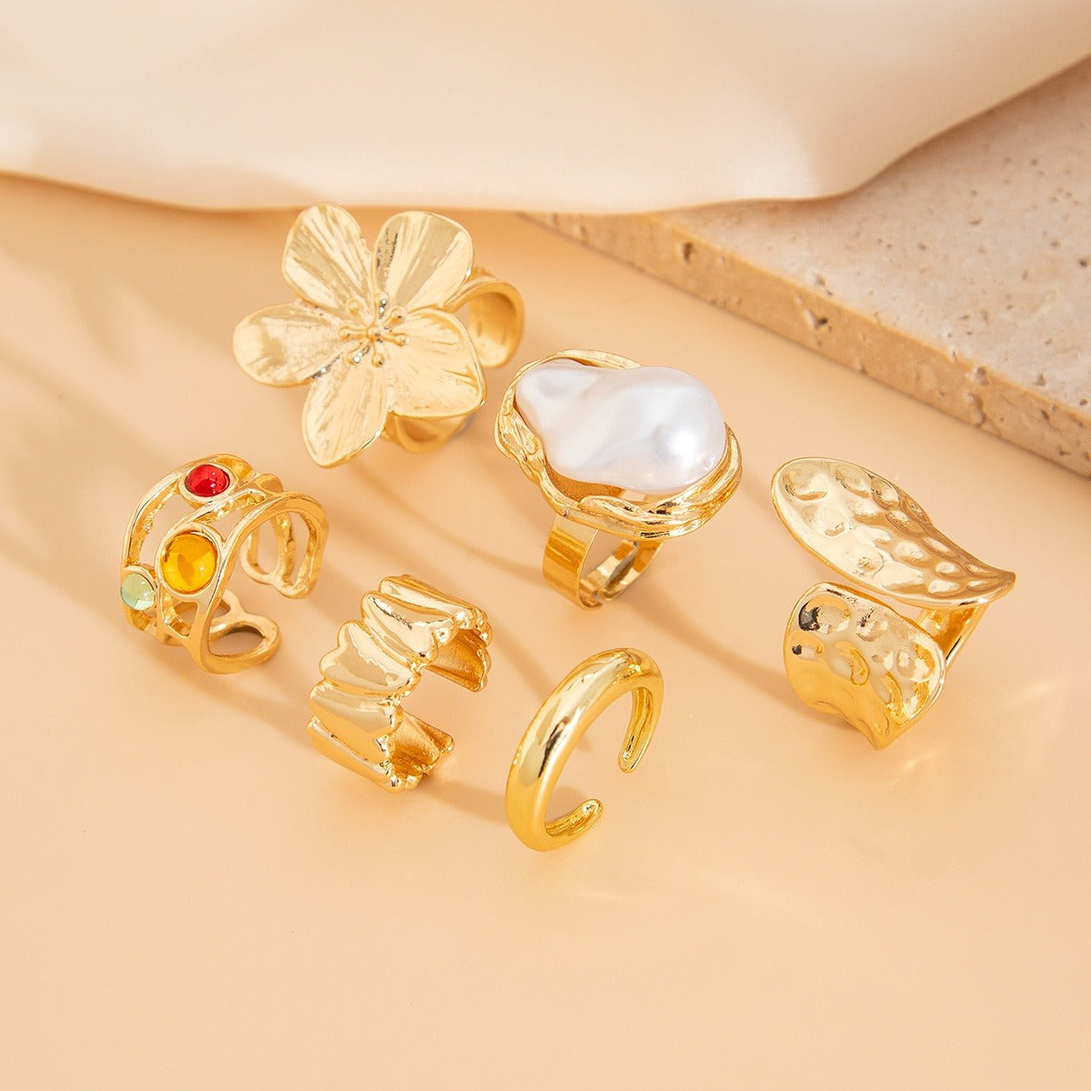 Merina – Set of 6 Striking Rings