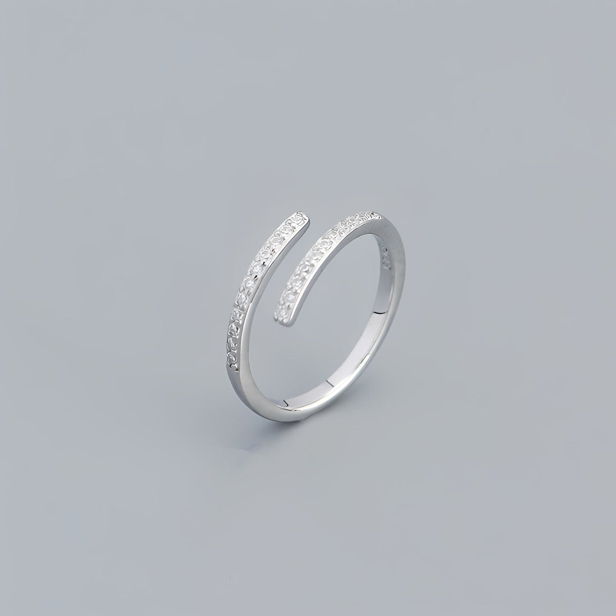 Anika – Chic Ring