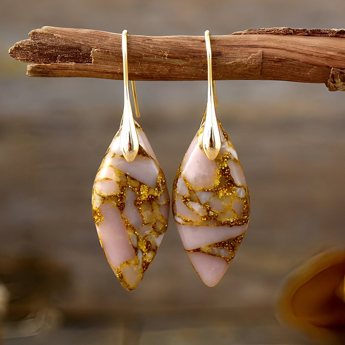Lucie – Earrings crafted from Natural Material