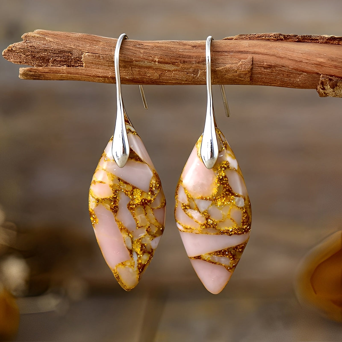 Lucie – Earrings crafted from Natural Material
