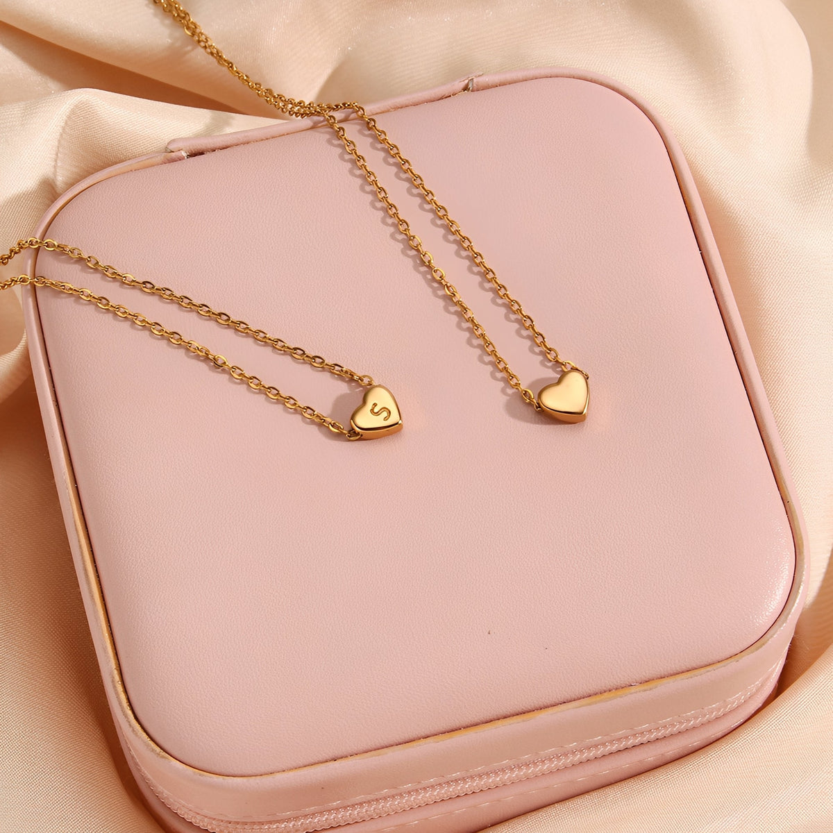 Amora – Heart Initials Necklace in Gold