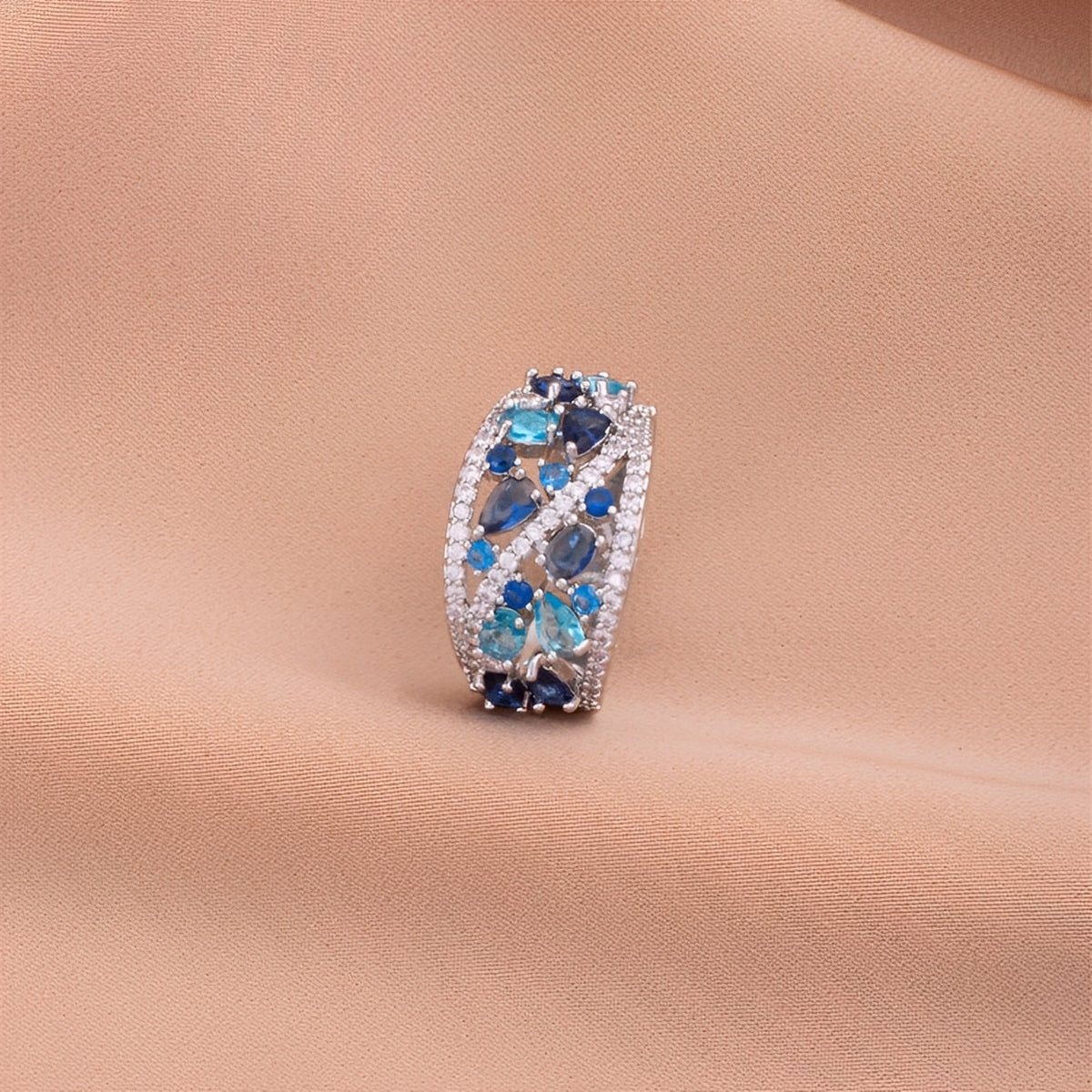 Julie – Vintage Ring with Blue Zircon and Gold Accent