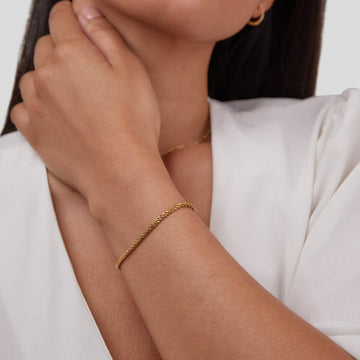 Kai – Elegant 18K Gold Bracelet