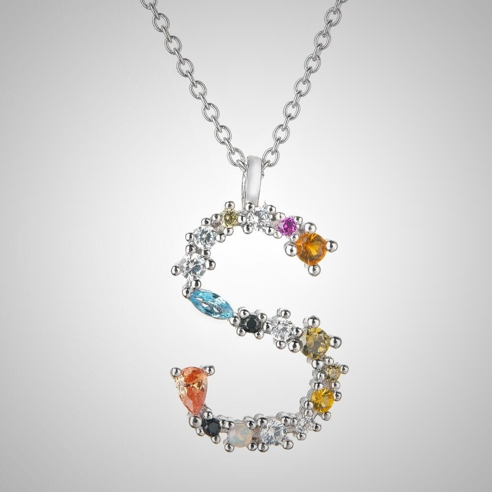 Nerina – Jewelry Shiny Initial