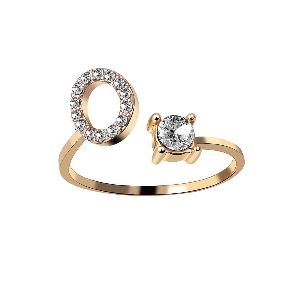 Nyla – Initial Ring featuring Zirconia