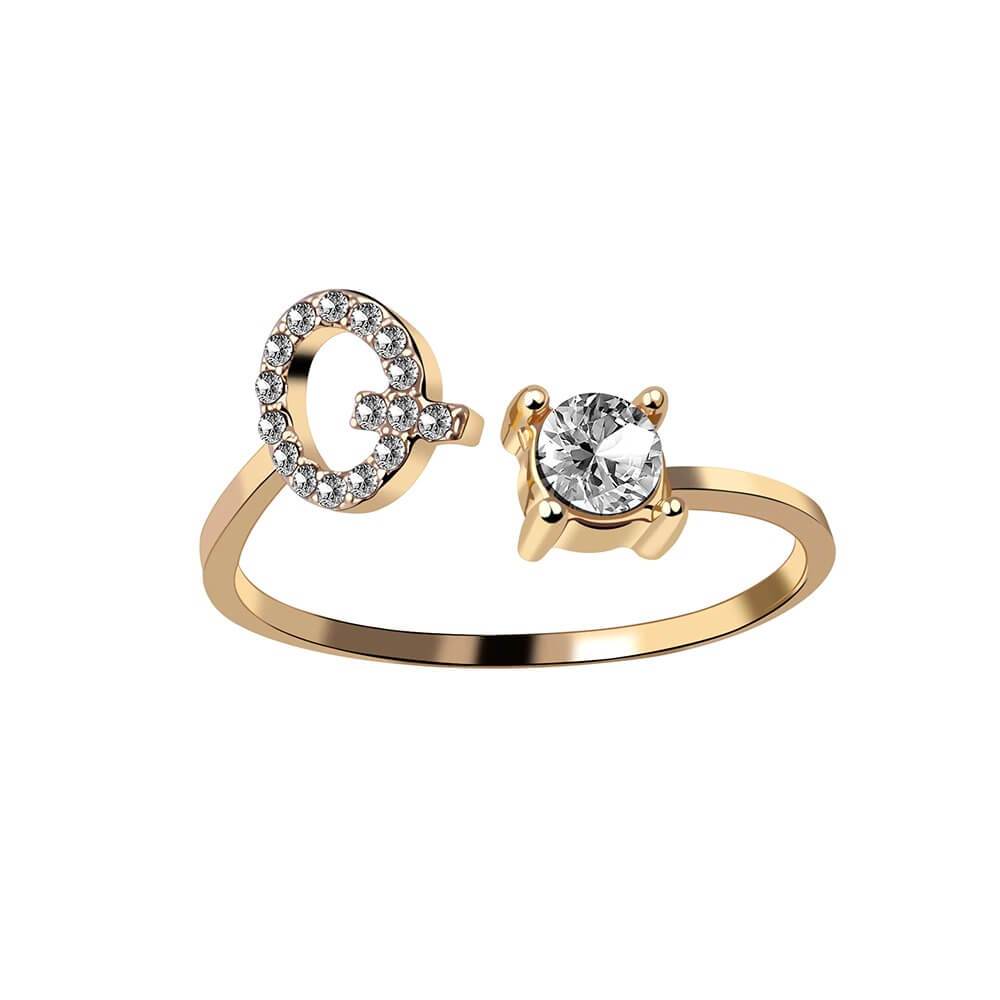 Nyla – Initial Ring featuring Zirconia