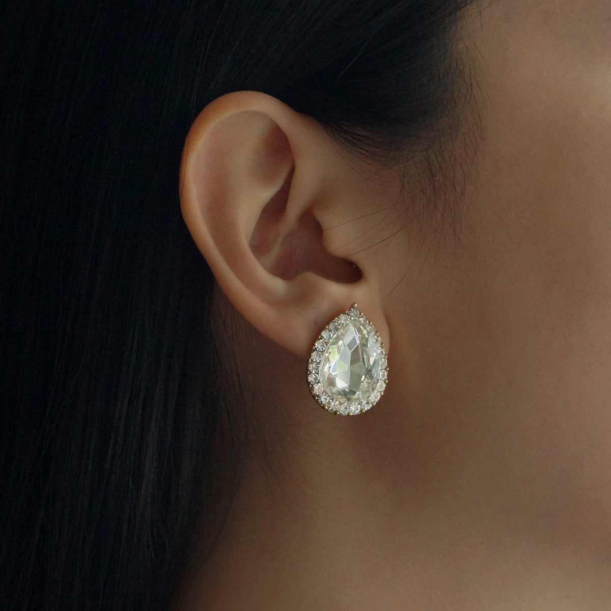 Lucy - Pear-Shaped Diamond Stud Earrings
