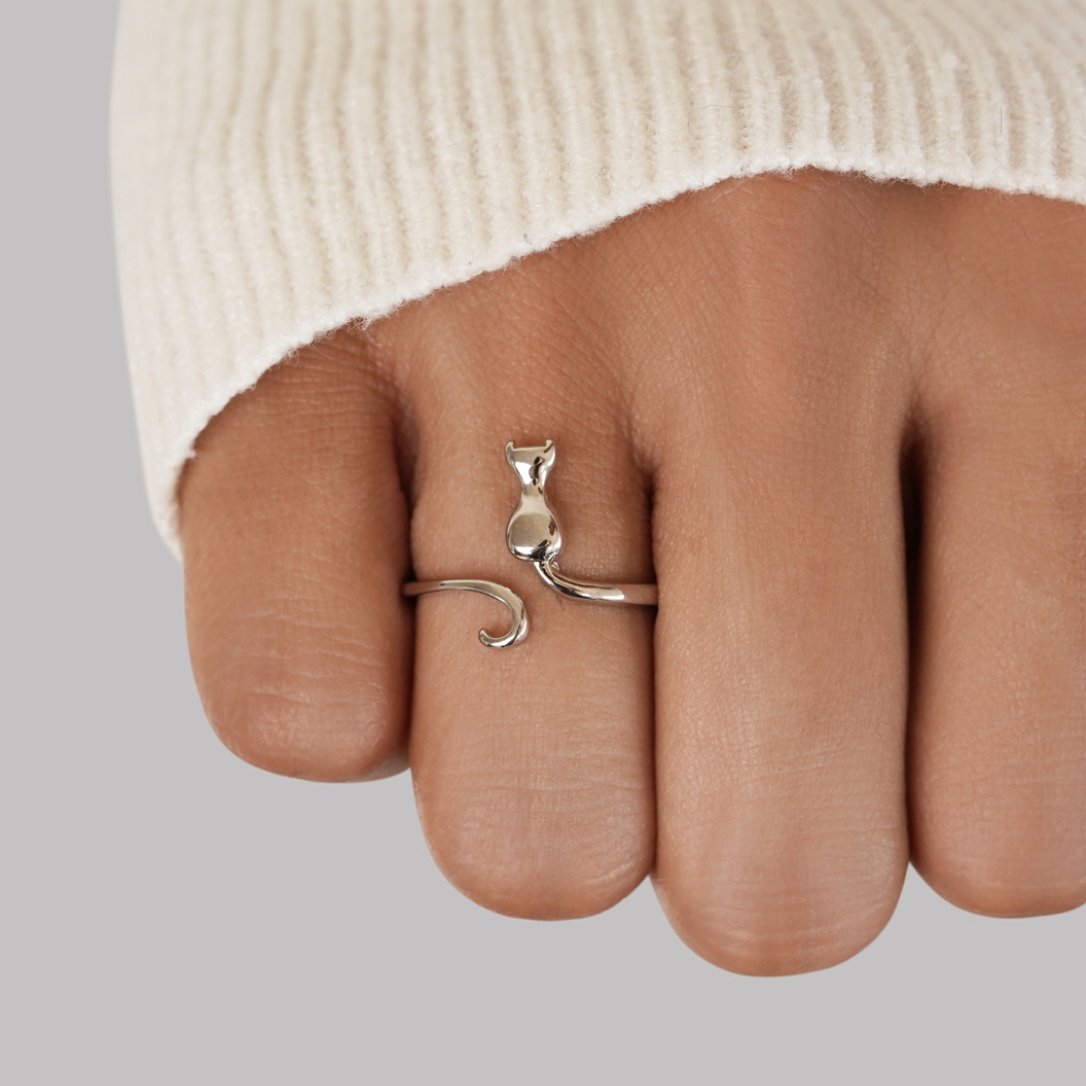 Mindy – Cat ring silver mystical