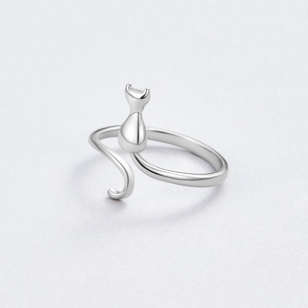 Mindy – Cat ring silver mystical