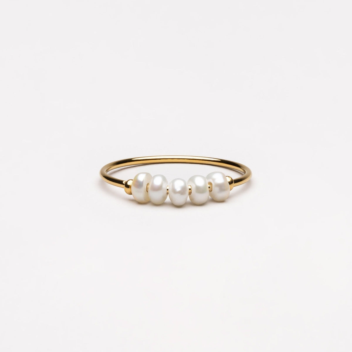 Lina – Ring featuring Small Natural Pearls