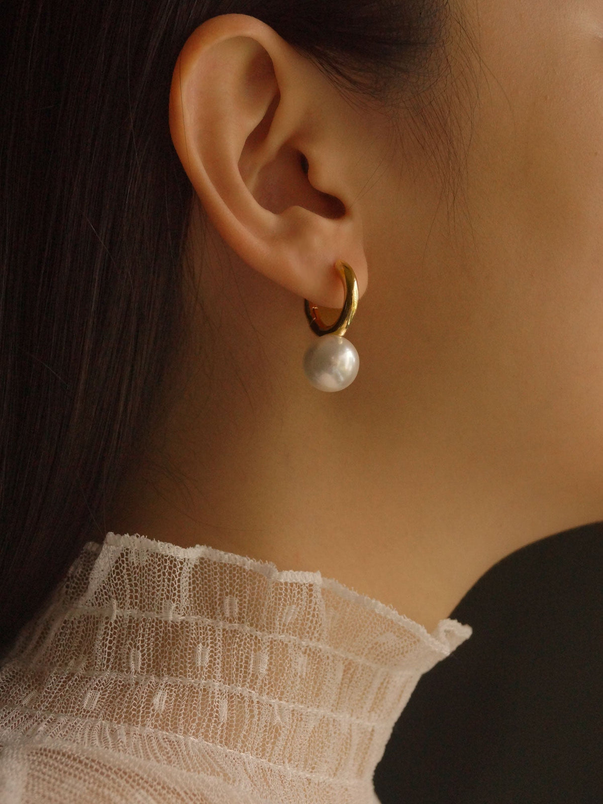 Moira - Earrings with Pearls