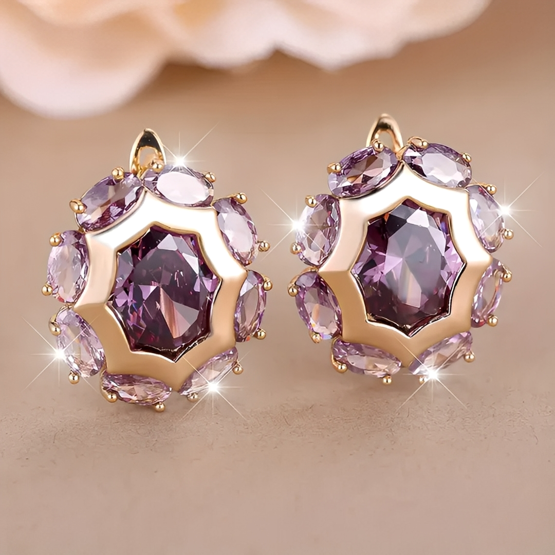 Saphira – Golden Earrings & Violet Zircon