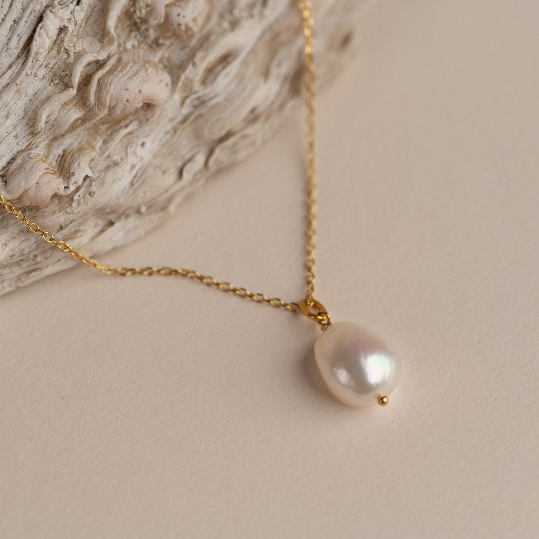 Golden Pearl Necklace - Gleaming Pearl Pendant