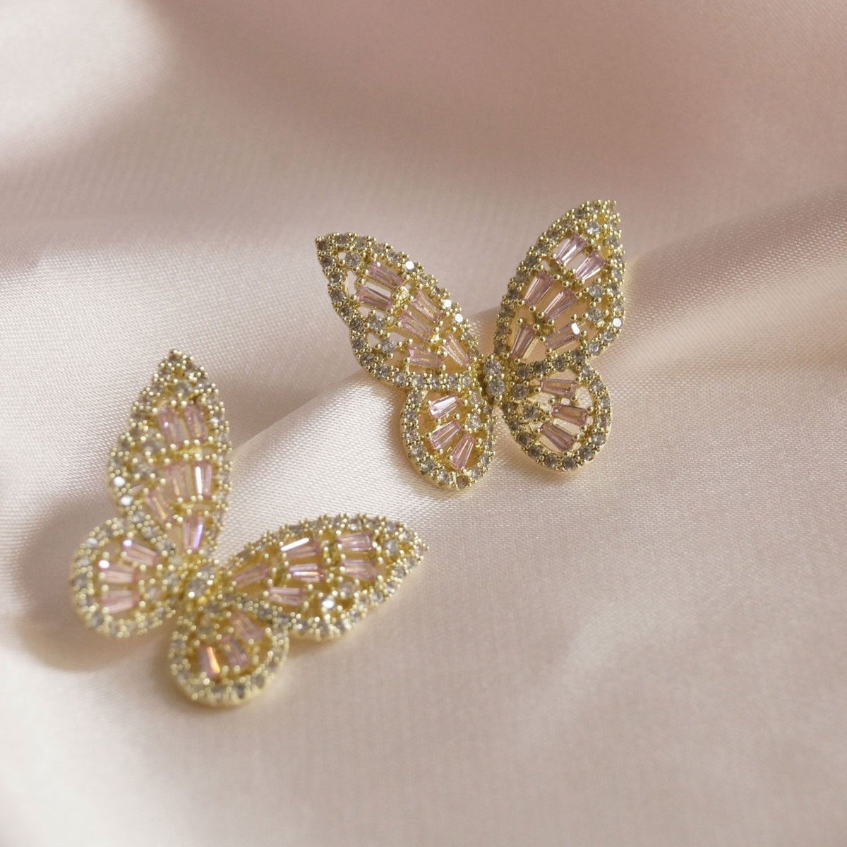 Niamh - Butterfly earrings