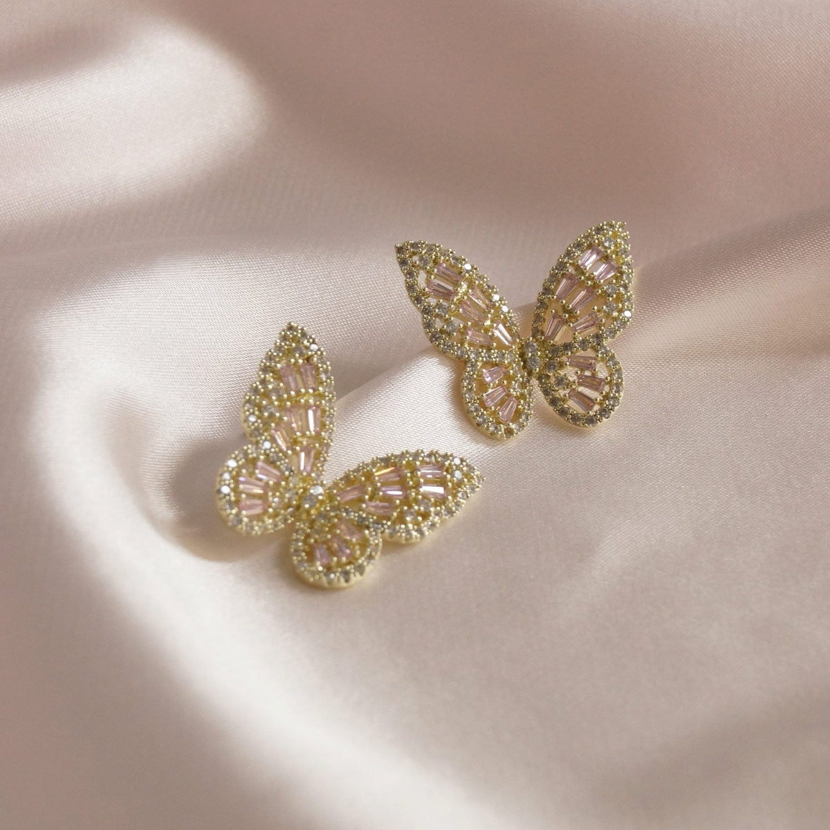 Niamh - Butterfly earrings