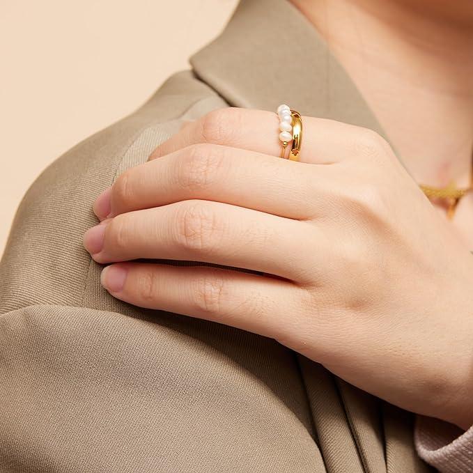 Miori – Ring Featuring Natural Pearl in Gold