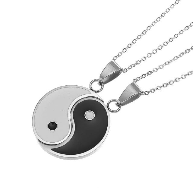 Tao – Divisible Yin Yang Pendant for Couples or Friends