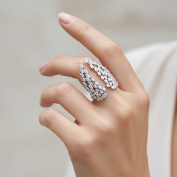 Isaline – Ring Featuring Angel Wings Crafted from Silver