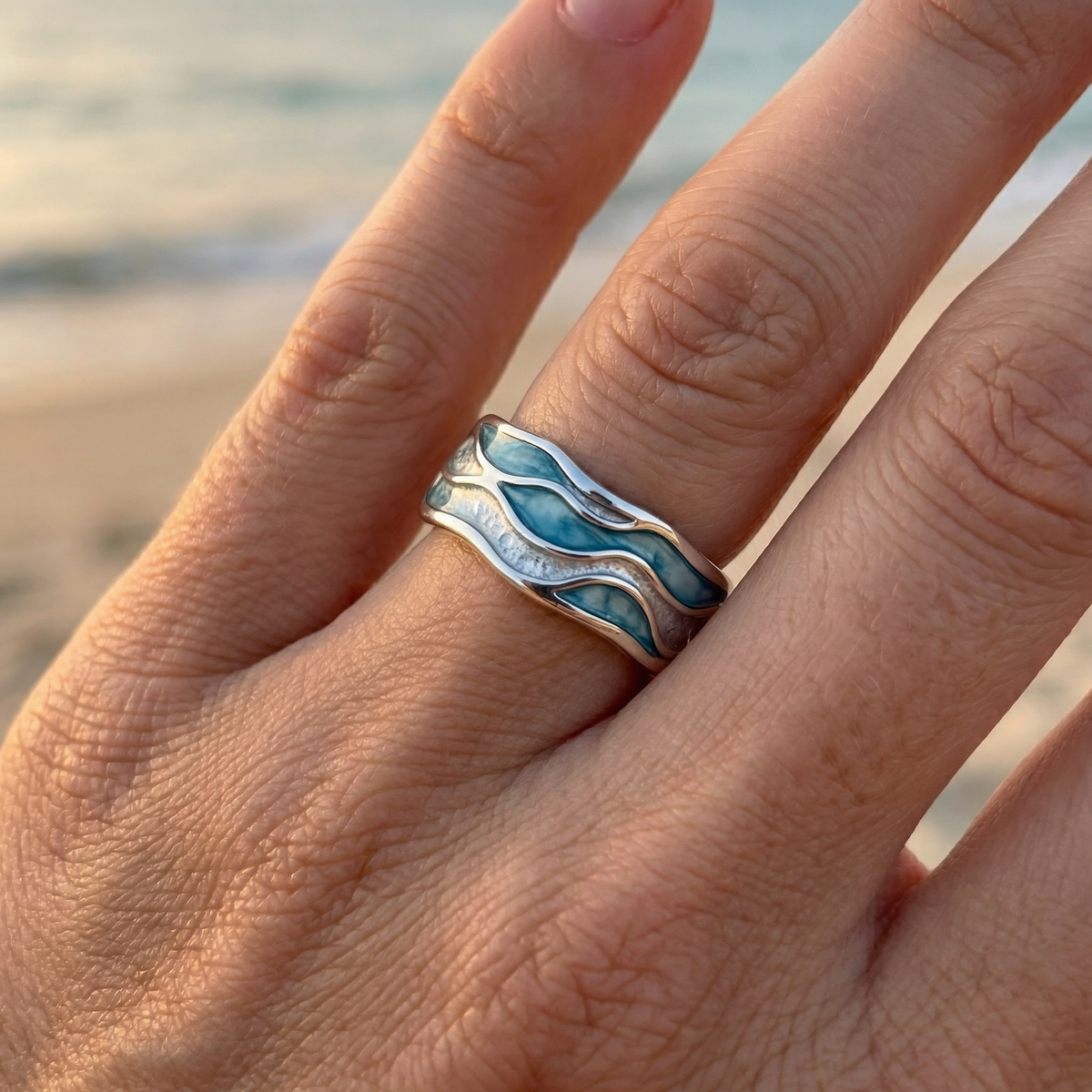 Brizz – Silver Wave Ring in Turquoise