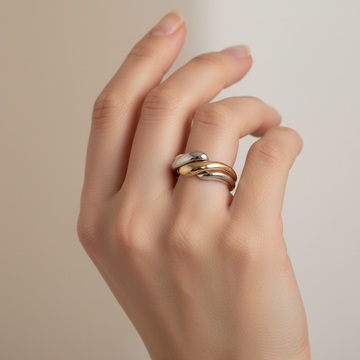 Elaine – S925 Silver Ring with Irregular Wave Design