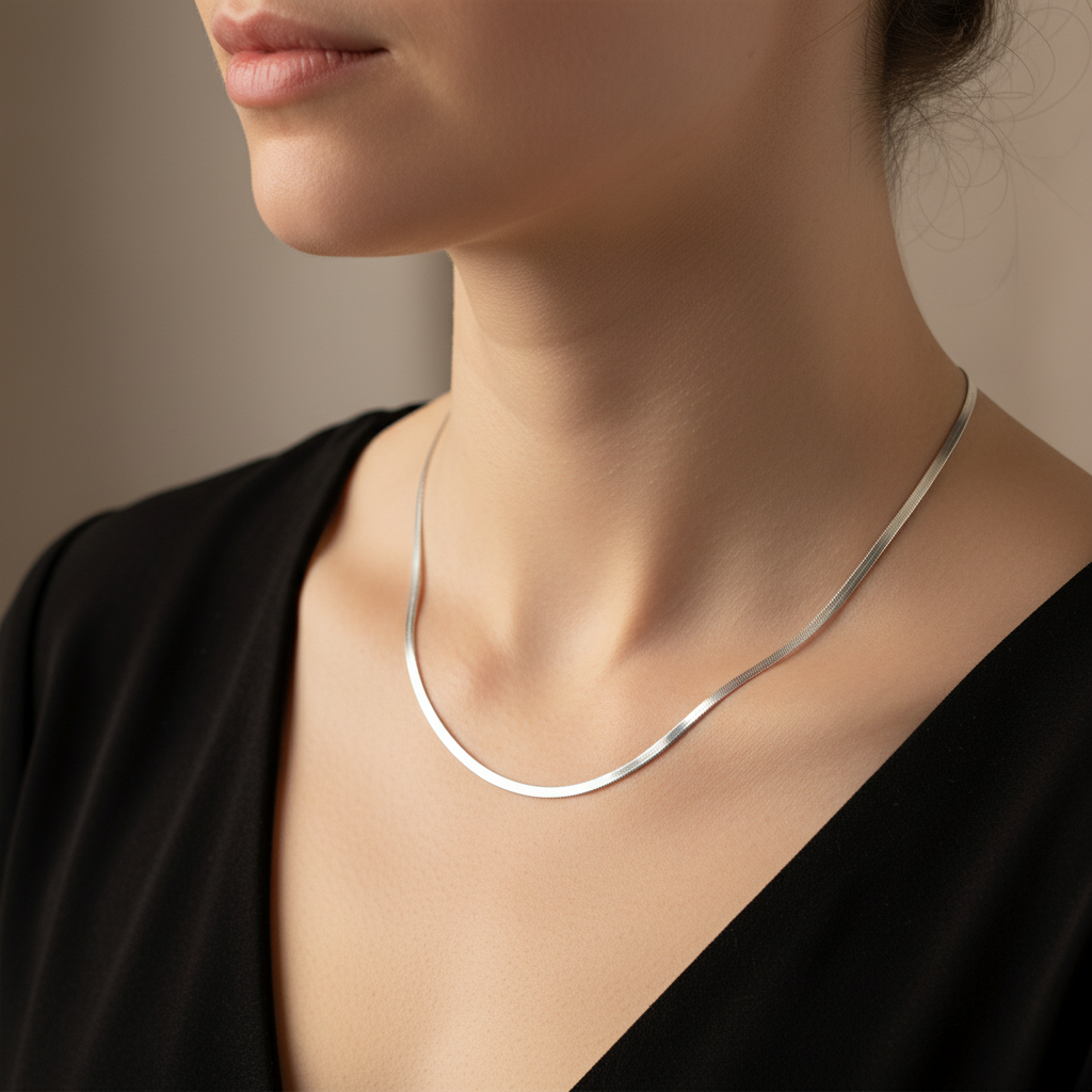 Selene – Chic Snake Chain Choker Necklace