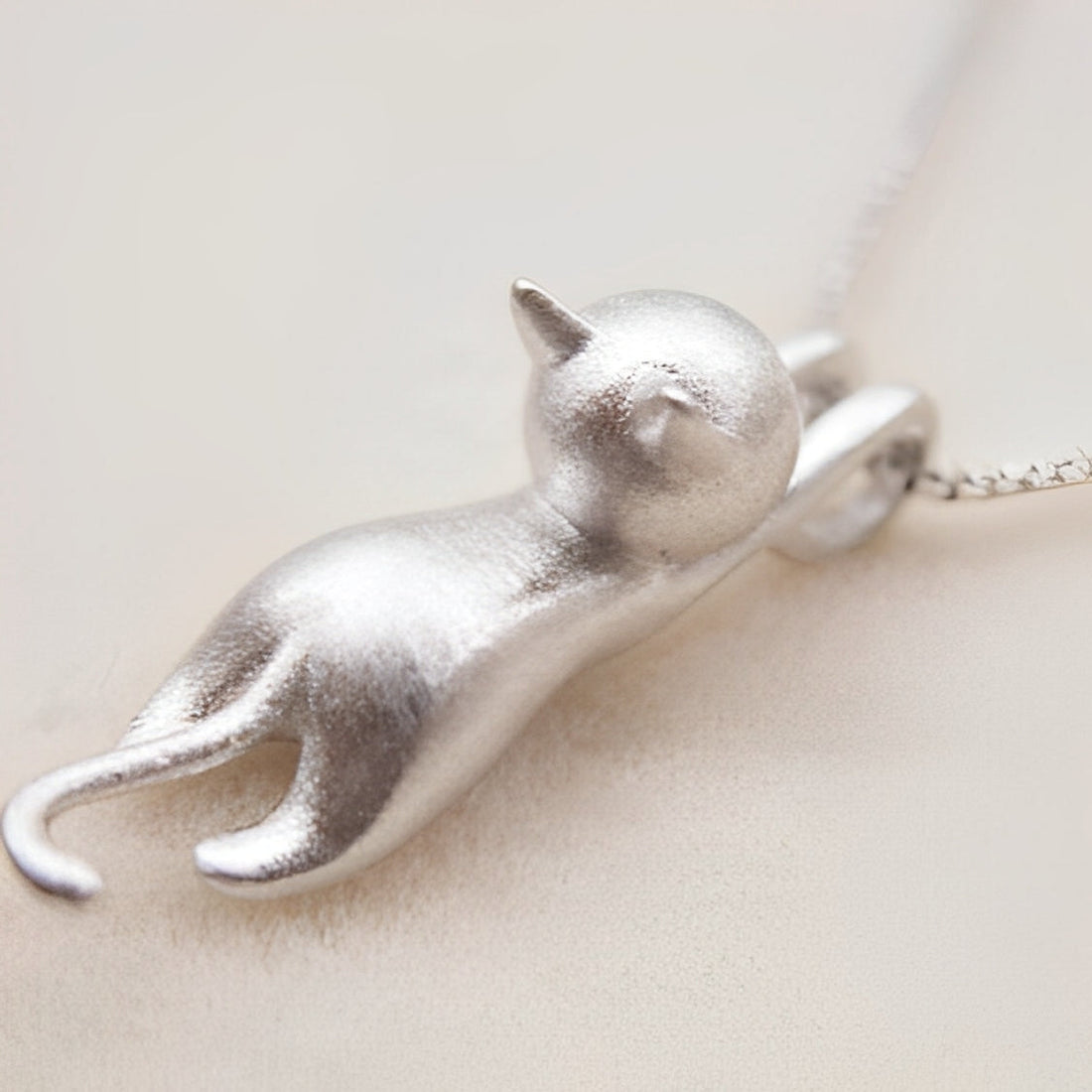 Mina – Necklace Playful Kitten in 925 Silver