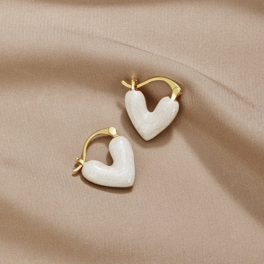 Aya – Heart Love Gold Earrings