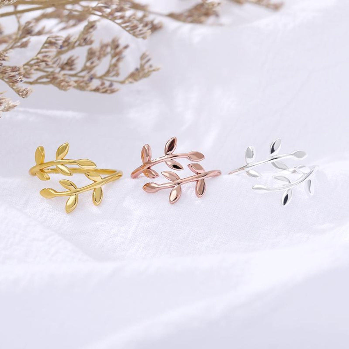 Jordin - Ring Featuring Small Leaves