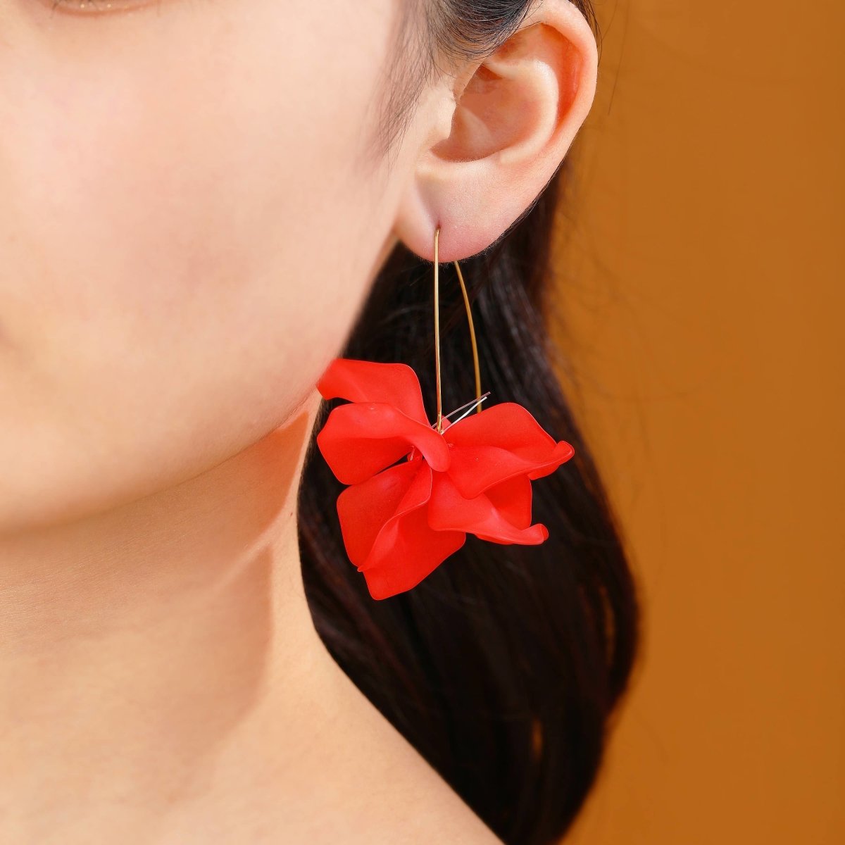 Fariba - Spring-like Flower Hoop Earrings