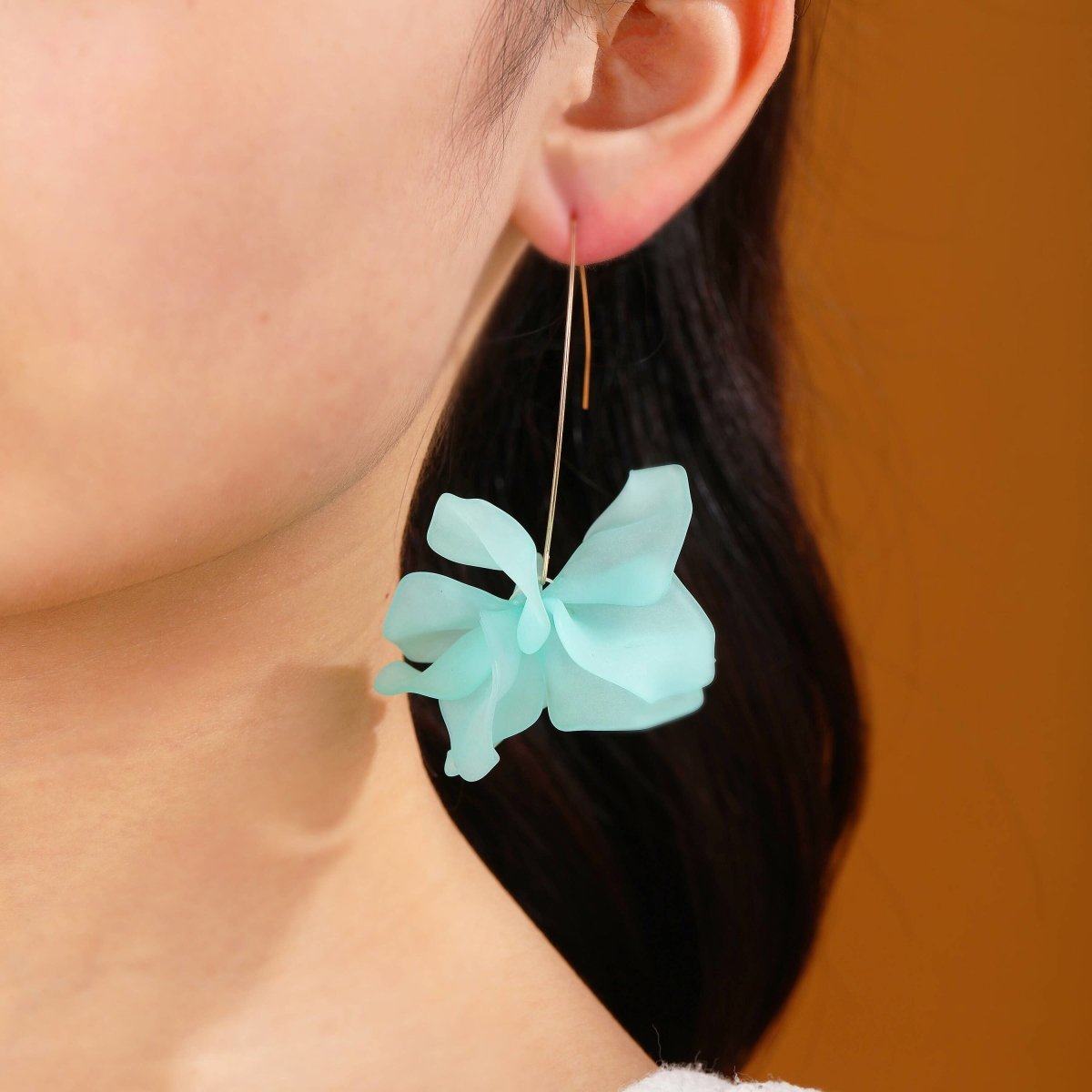 Fariba - Spring-like Flower Hoop Earrings