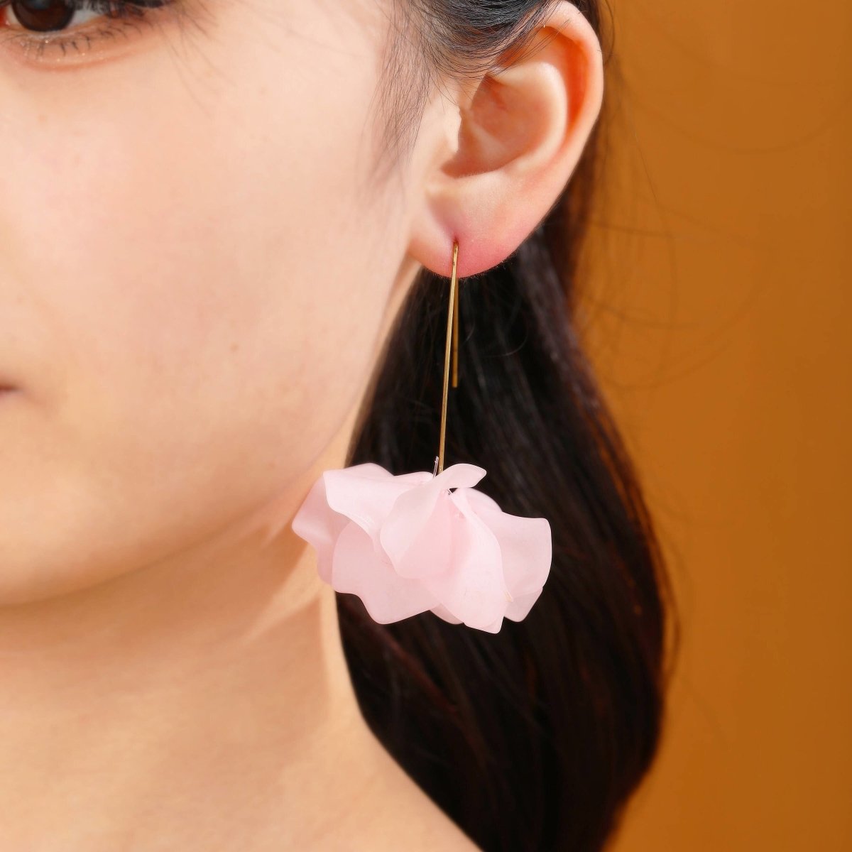 Fariba - Spring-like Flower Hoop Earrings