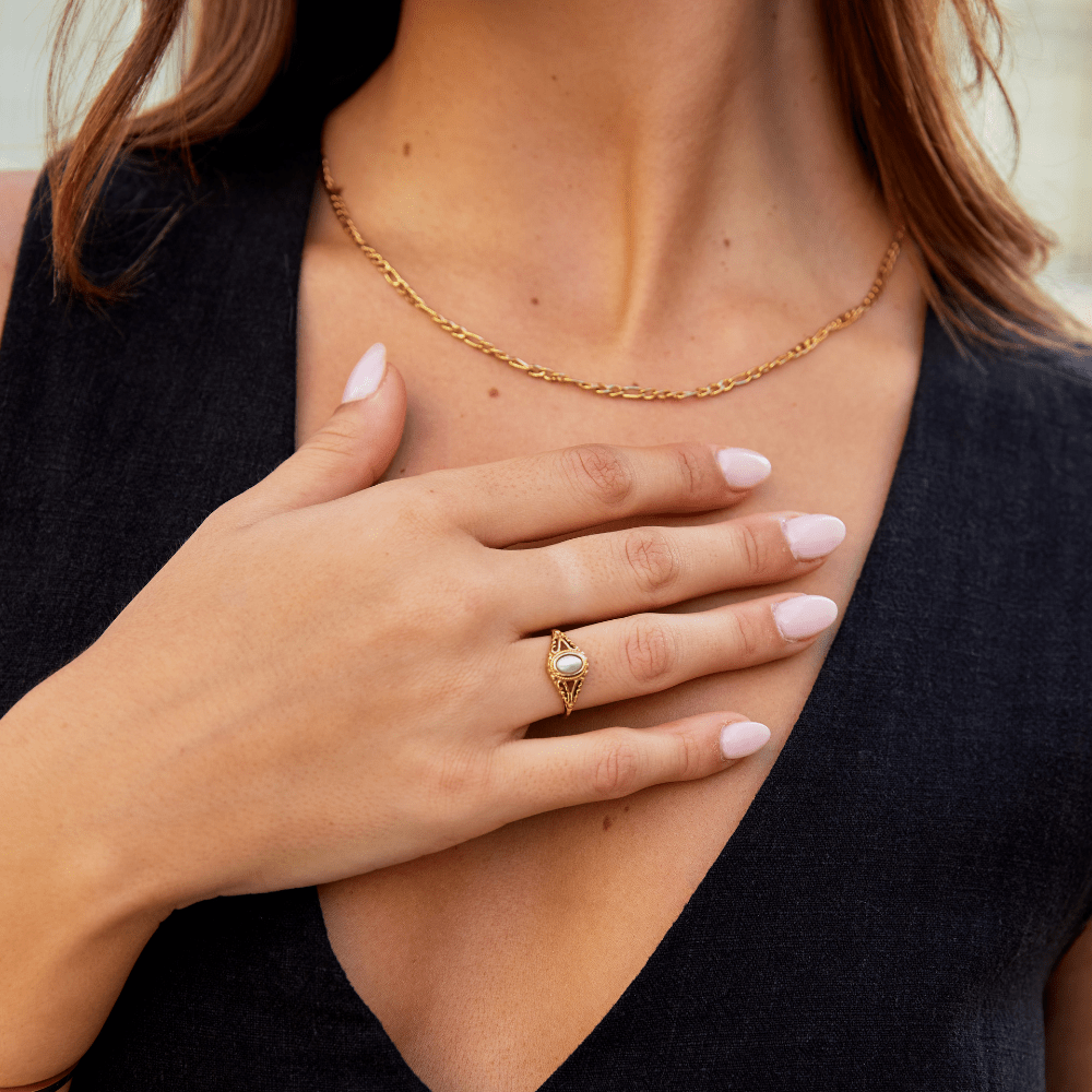 Ophelia – Retro Royal Pearl Ring