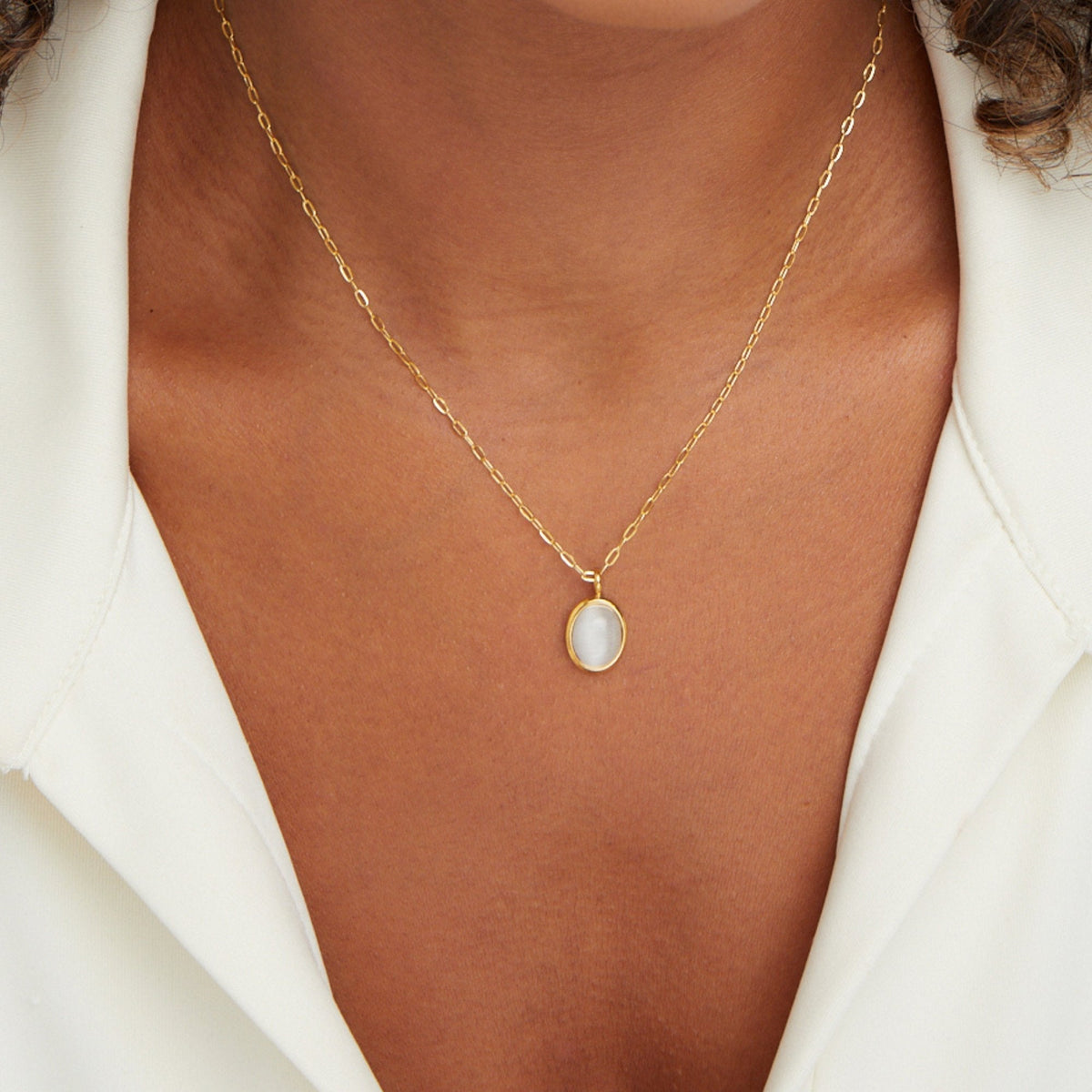 Ophelia – Necklace crafted from White Opal