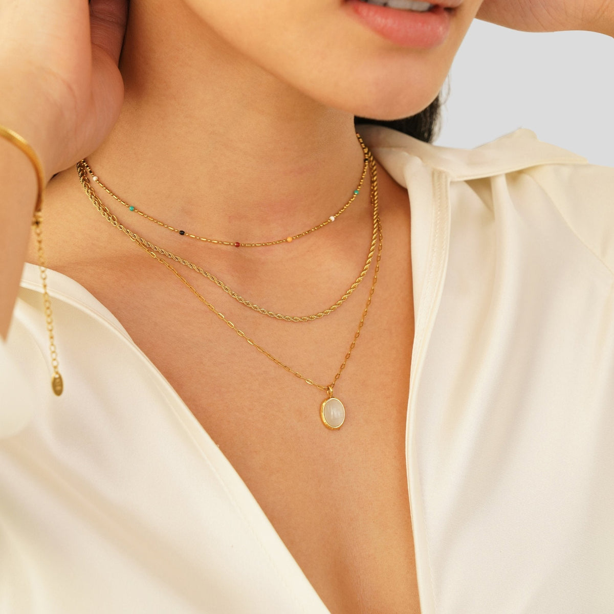 Ophelia – Necklace crafted from White Opal